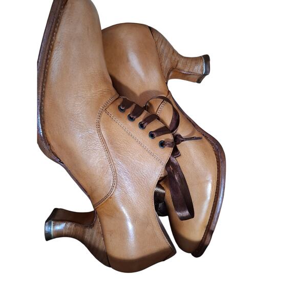 Bed-Stu Oak Tree Farms Womens 10 Victorian Vintage Rustic Romantic Janet Boots - Picture 2 of 11